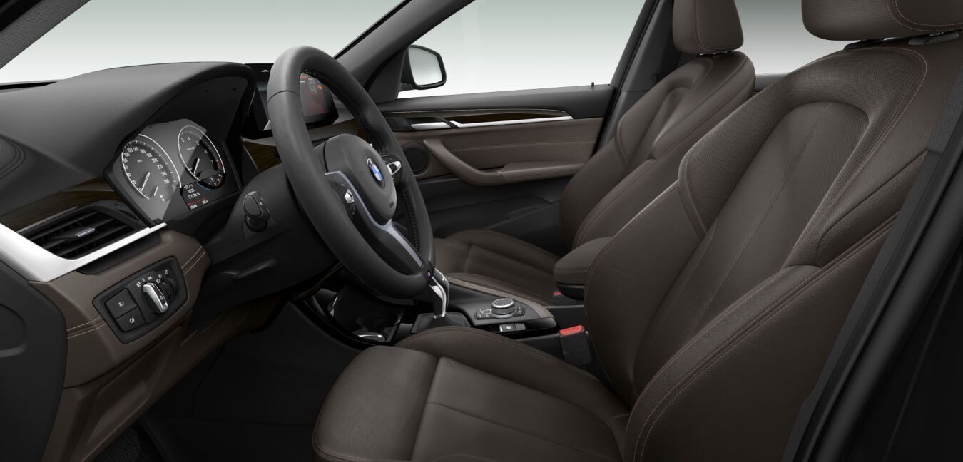 BMW BMW X im Innenraum seitlich BMW BMW X im Innenraum seitlich