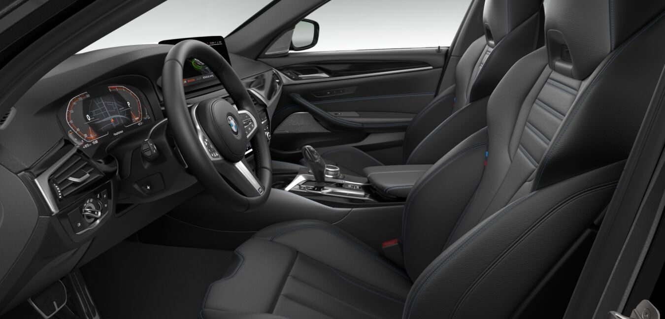 BMW BMW 5er im Innenraum seitlich BMW BMW 5er im Innenraum seitlich