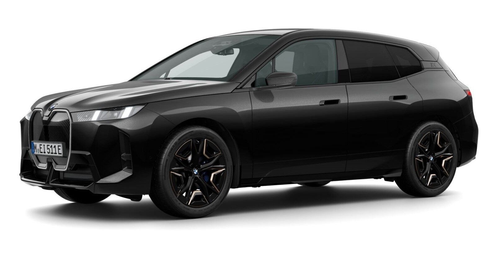 BMW iX xDrive45 in Schwarz von vorne BMW iX xDrive45 in Schwarz von vorne