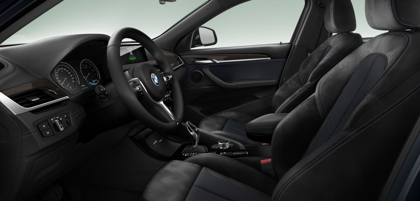 BMW BMW X im Innenraum seitlich BMW BMW X im Innenraum seitlich