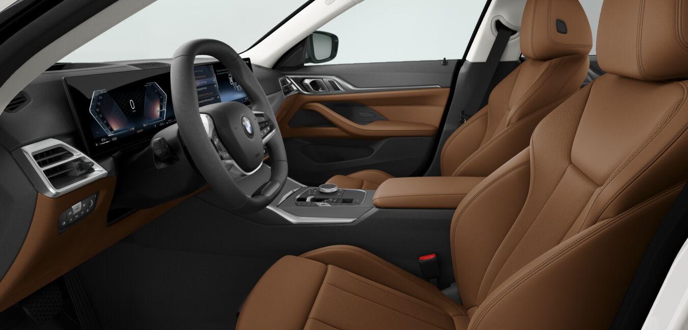 BMW BMW 4er im Innenraum seitlich BMW BMW 4er im Innenraum seitlich