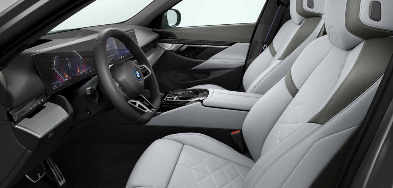 BMW BMW 5er im Innenraum seitlich BMW BMW 5er im Innenraum seitlich
