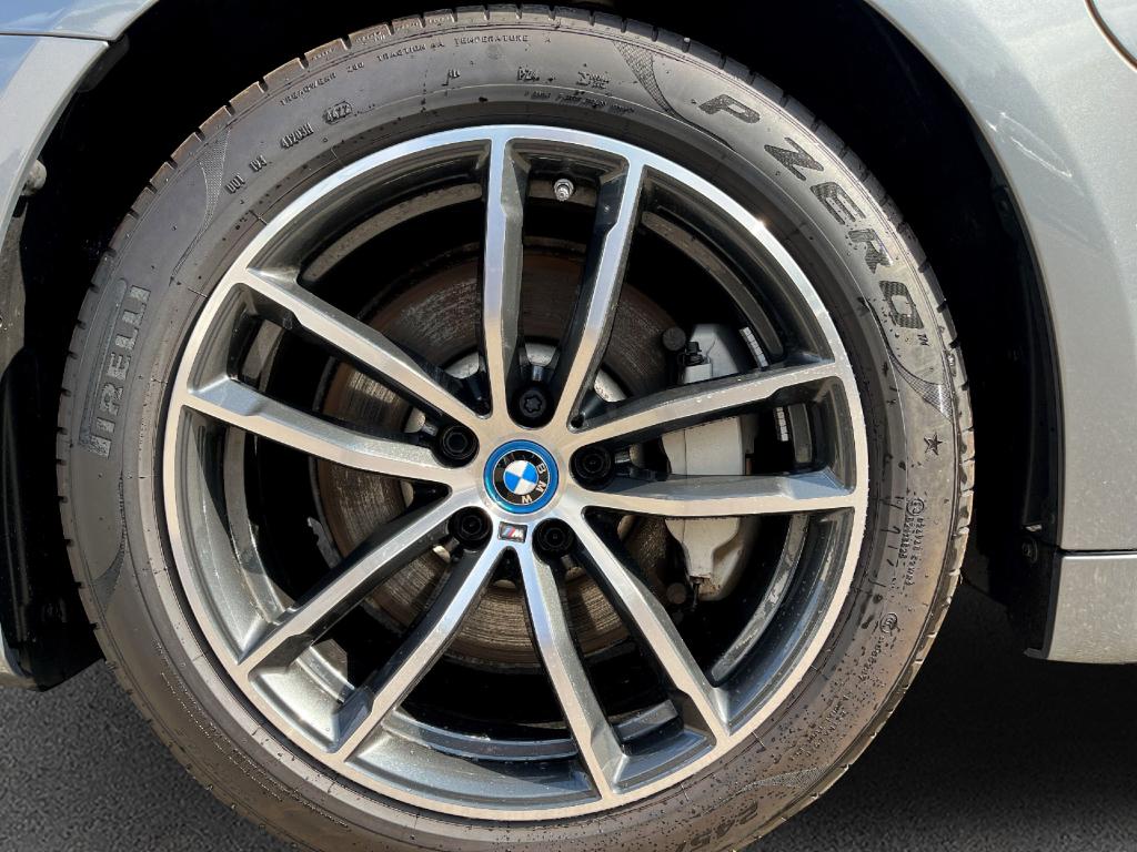 Originalaufnahme des Fahrzeugs Originalaufnahme des Fahrzeugs