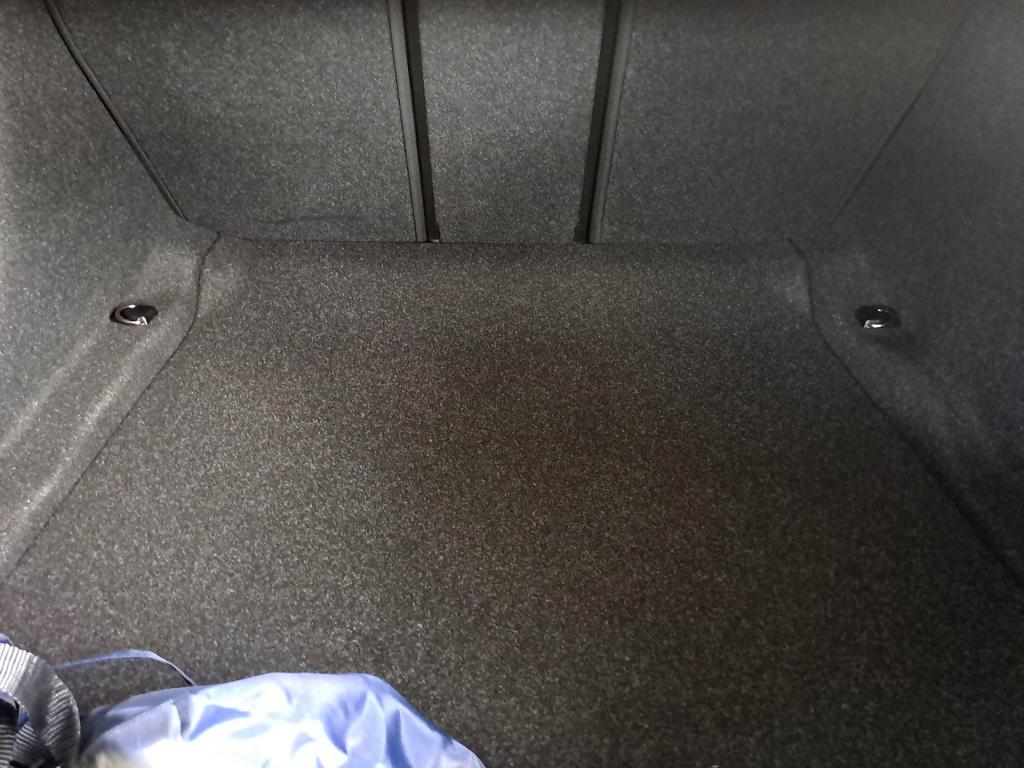Originalaufnahme des Fahrzeugs Originalaufnahme des Fahrzeugs