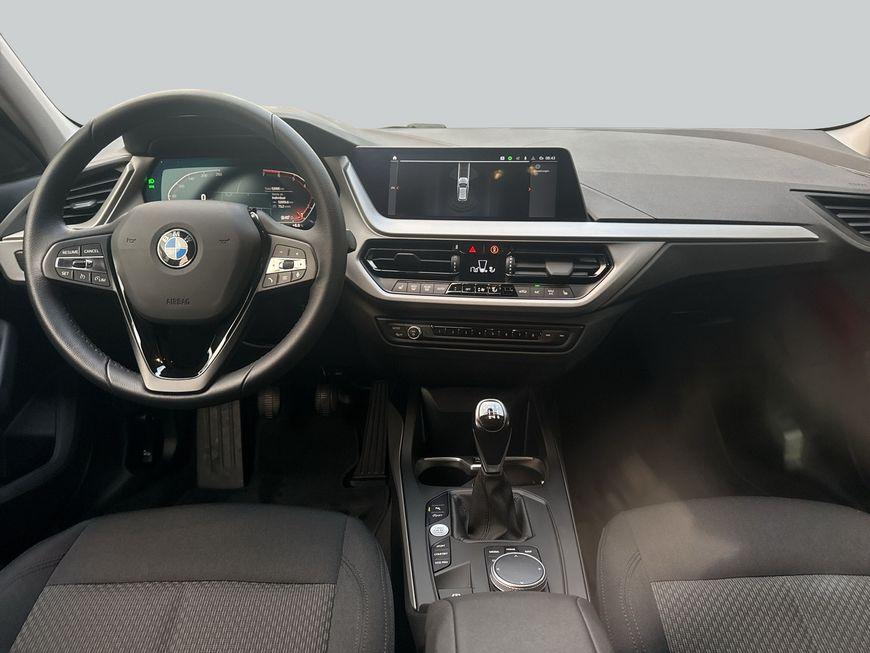 Originalaufnahme des Fahrzeugs Originalaufnahme des Fahrzeugs