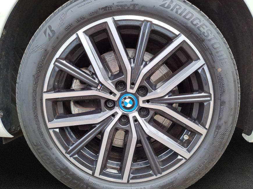 Originalaufnahme des Fahrzeugs Originalaufnahme des Fahrzeugs