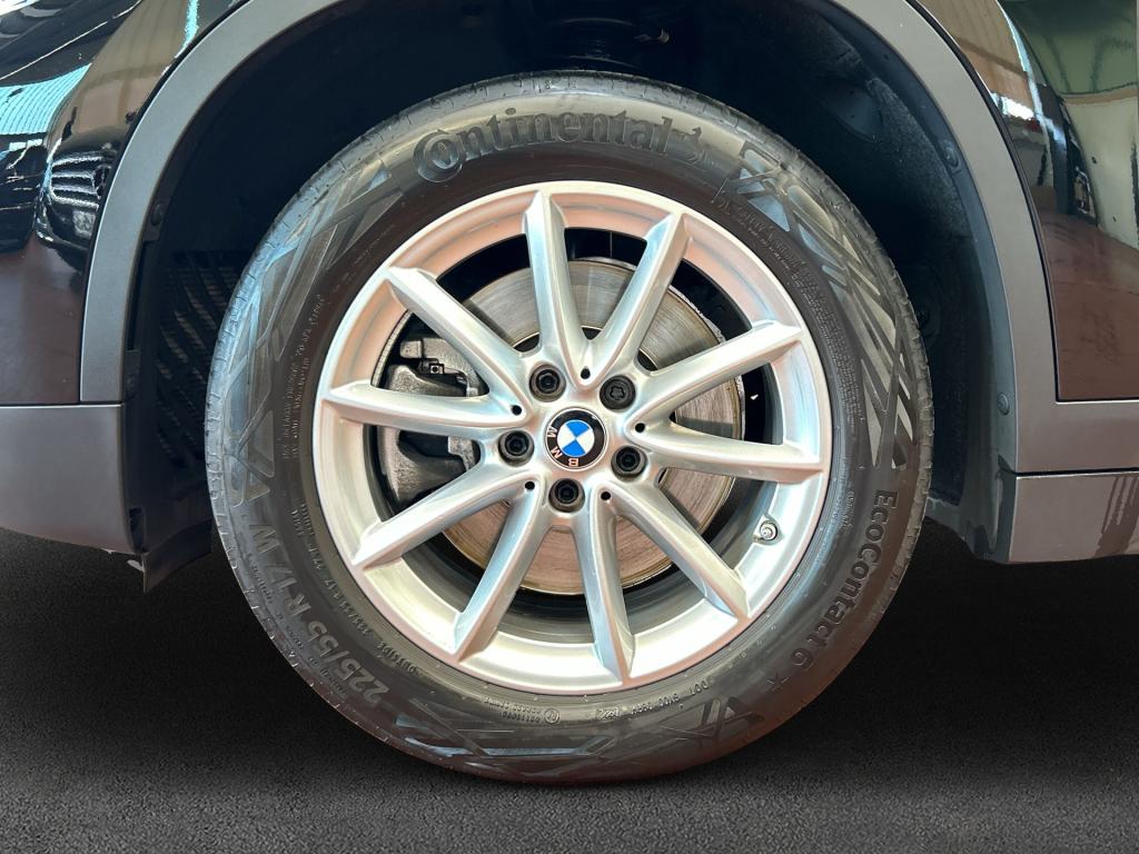 Originalaufnahme des Fahrzeugs Originalaufnahme des Fahrzeugs