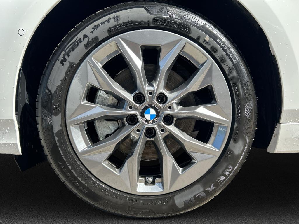 Originalaufnahme des Fahrzeugs Originalaufnahme des Fahrzeugs