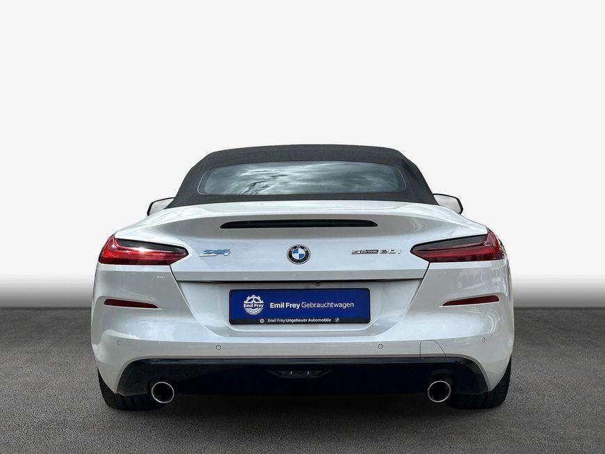 Originalaufnahme des Fahrzeugs Originalaufnahme des Fahrzeugs