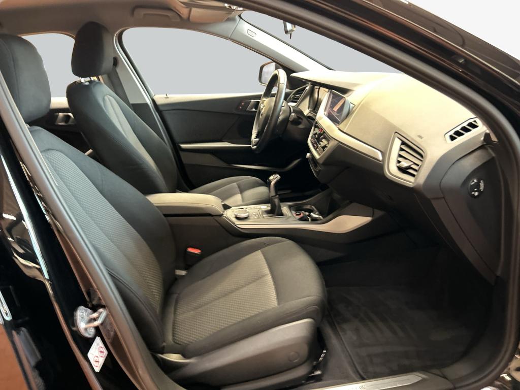 Originalaufnahme des Fahrzeugs Originalaufnahme des Fahrzeugs