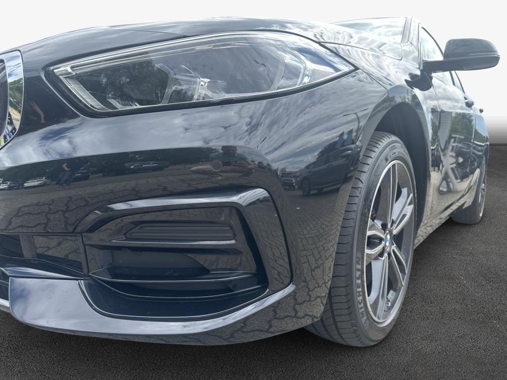 Originalaufnahme des Fahrzeugs Originalaufnahme des Fahrzeugs