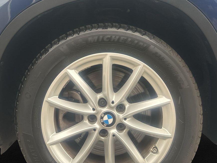 Originalaufnahme des Fahrzeugs Originalaufnahme des Fahrzeugs