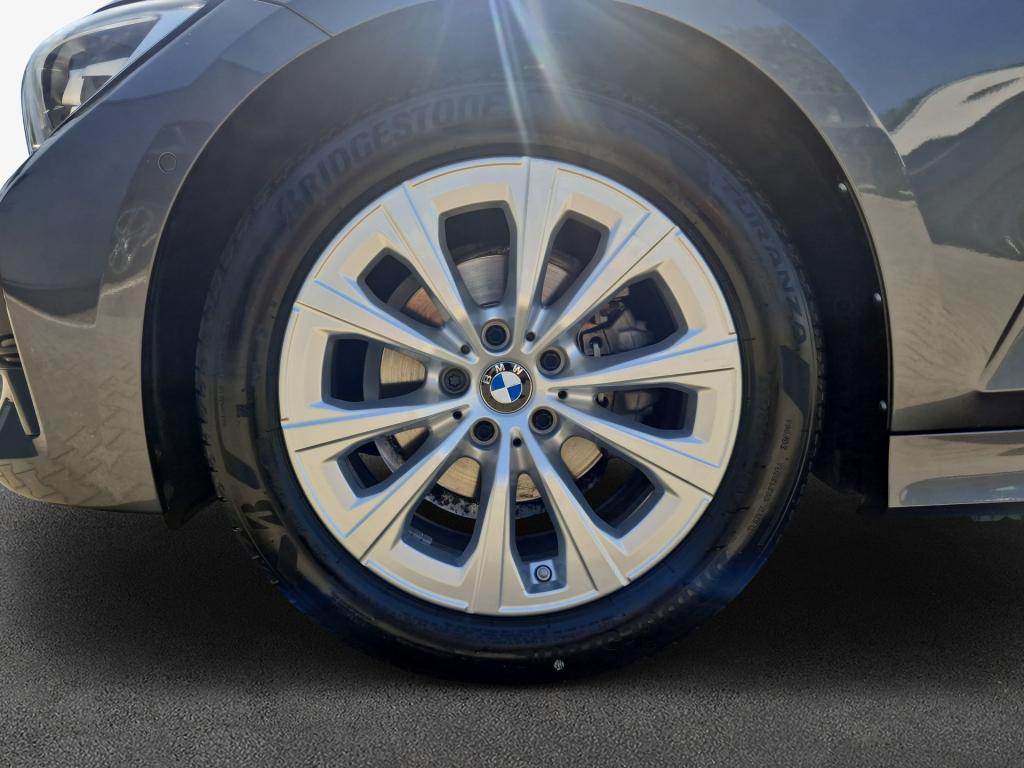 Originalaufnahme des Fahrzeugs Originalaufnahme des Fahrzeugs