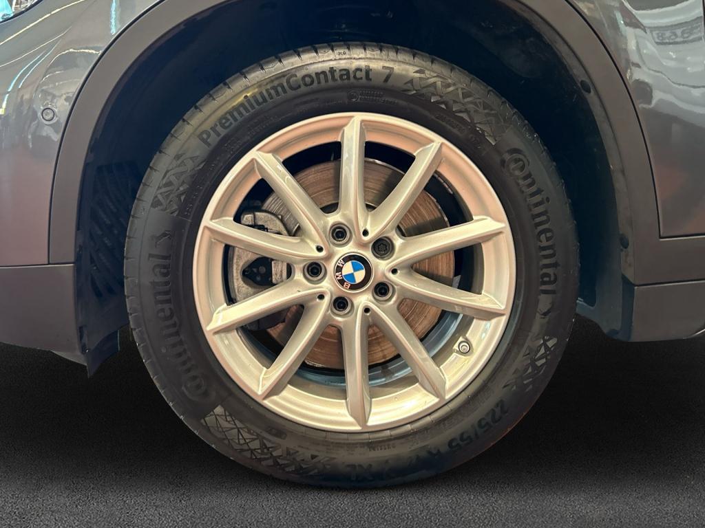 Originalaufnahme des Fahrzeugs Originalaufnahme des Fahrzeugs