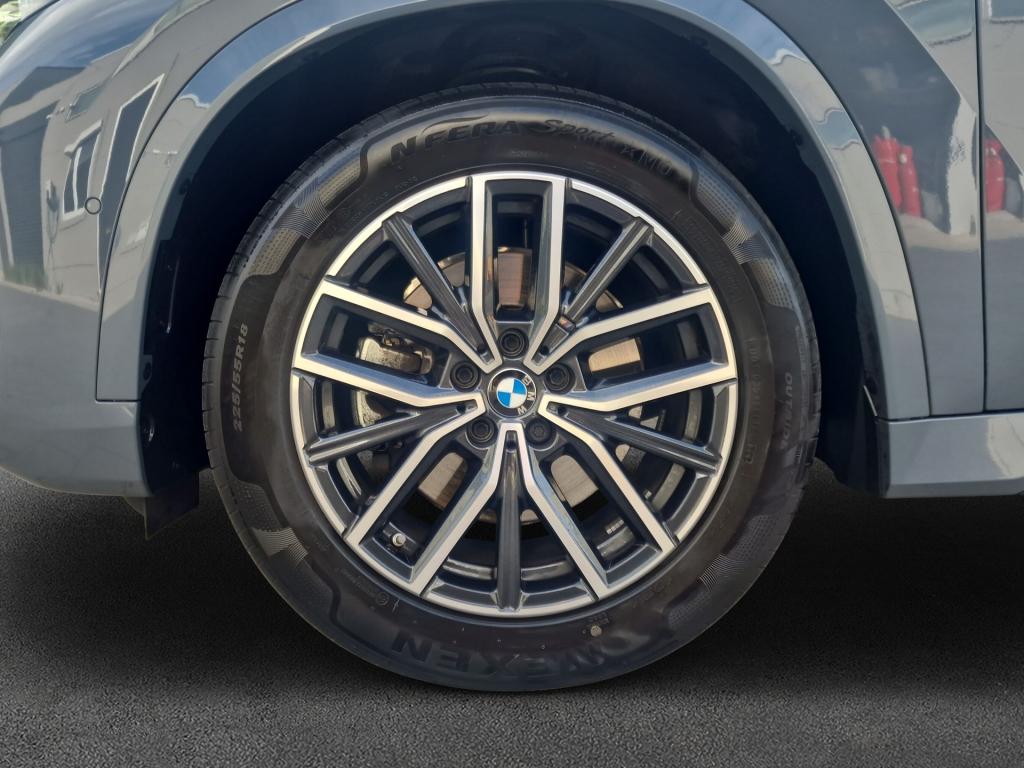 Originalaufnahme des Fahrzeugs Originalaufnahme des Fahrzeugs