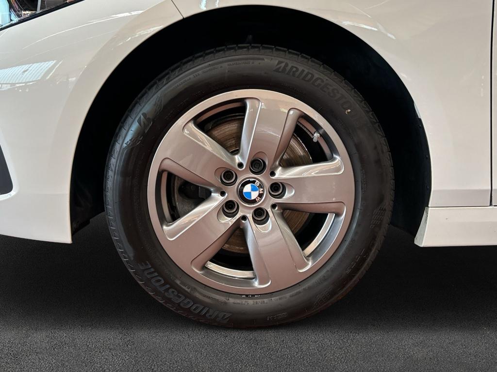 Originalaufnahme des Fahrzeugs Originalaufnahme des Fahrzeugs