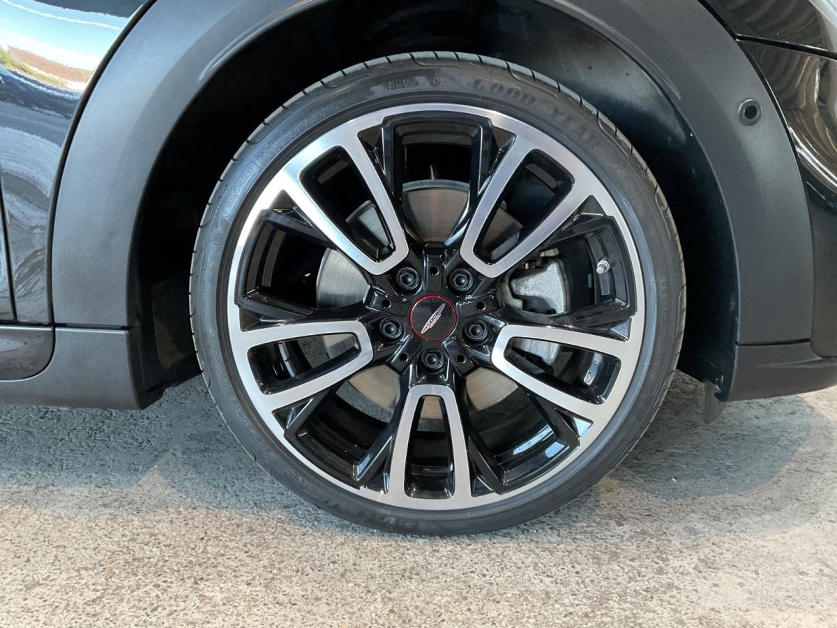 Originalaufnahme des Fahrzeugs Originalaufnahme des Fahrzeugs