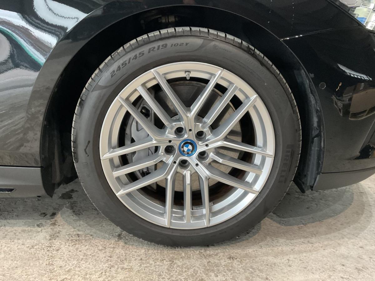 Originalaufnahme des Fahrzeugs Originalaufnahme des Fahrzeugs