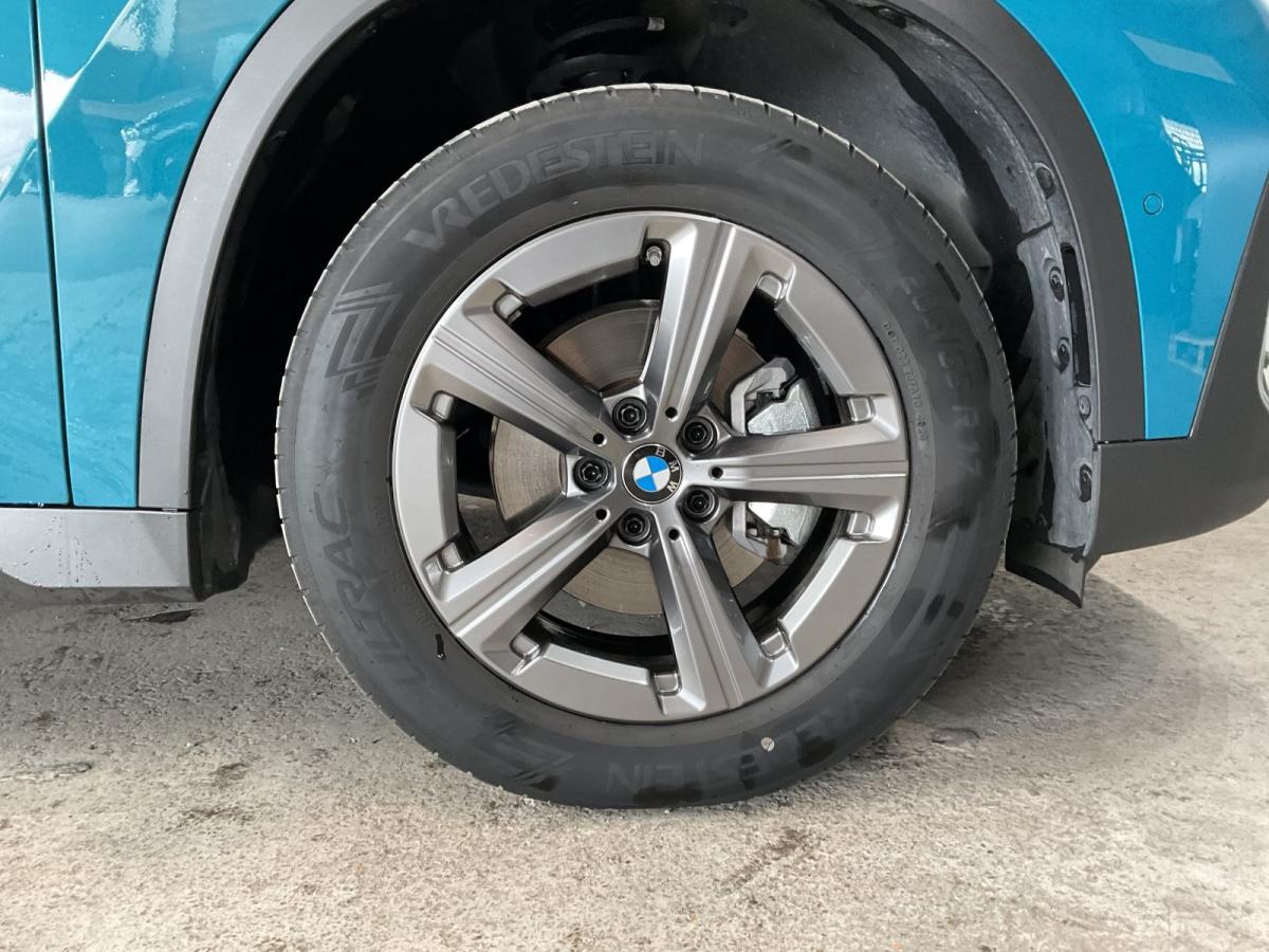Originalaufnahme des Fahrzeugs Originalaufnahme des Fahrzeugs