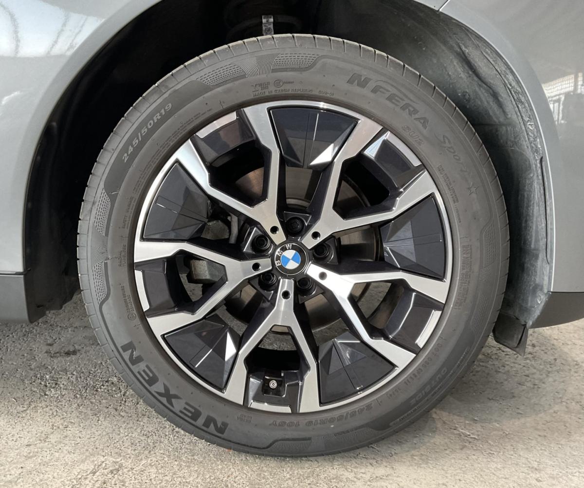 Originalaufnahme des Fahrzeugs Originalaufnahme des Fahrzeugs