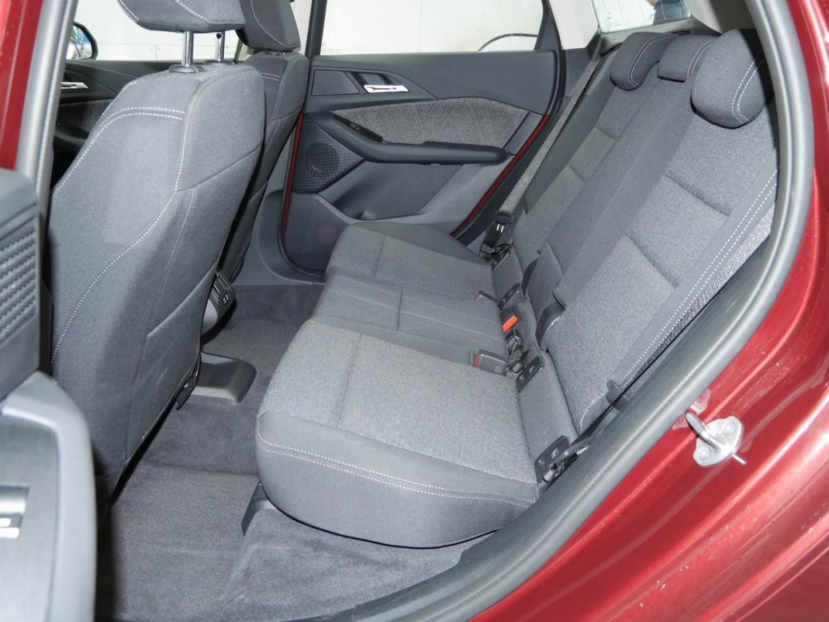 Originalaufnahme des Fahrzeugs Originalaufnahme des Fahrzeugs