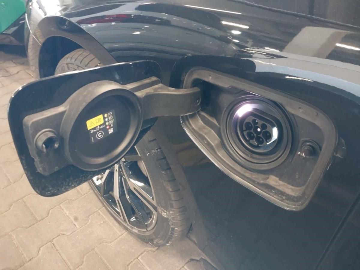 Originalaufnahme des Fahrzeugs Originalaufnahme des Fahrzeugs