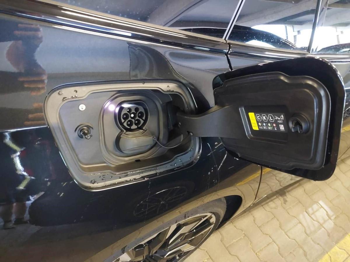 Originalaufnahme des Fahrzeugs Originalaufnahme des Fahrzeugs