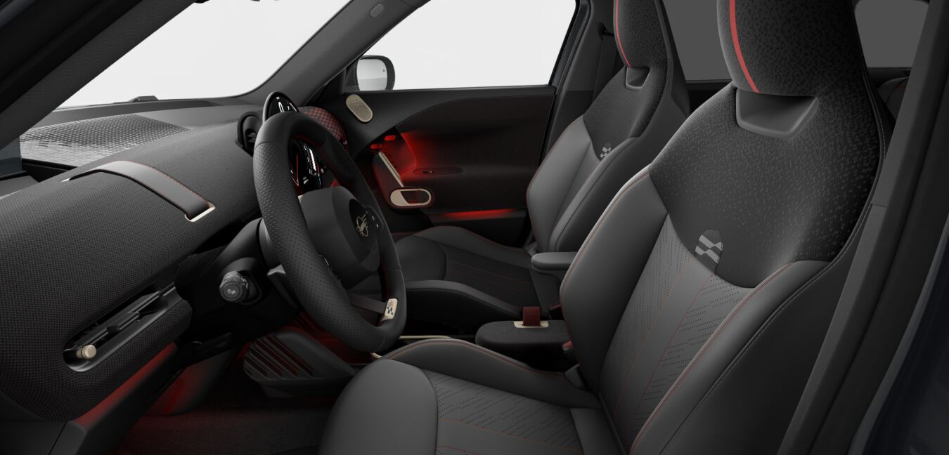 MINI MINI Aceman im Innenraum seitlich MINI MINI Aceman im Innenraum seitlich