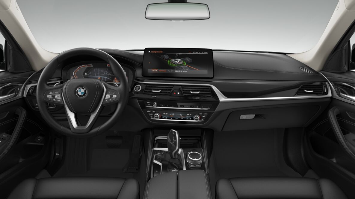 BMW BMW 5er im Innenraum von vorne BMW BMW 5er im Innenraum von vorne