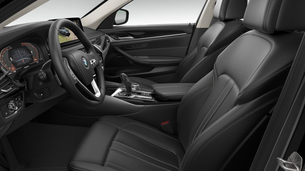 BMW BMW 5er im Innenraum seitlich BMW BMW 5er im Innenraum seitlich
