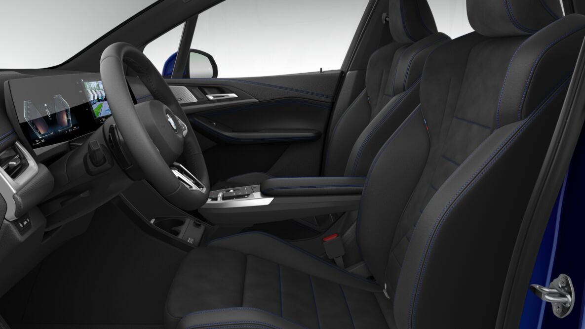 BMW BMW 2er im Innenraum seitlich BMW BMW 2er im Innenraum seitlich