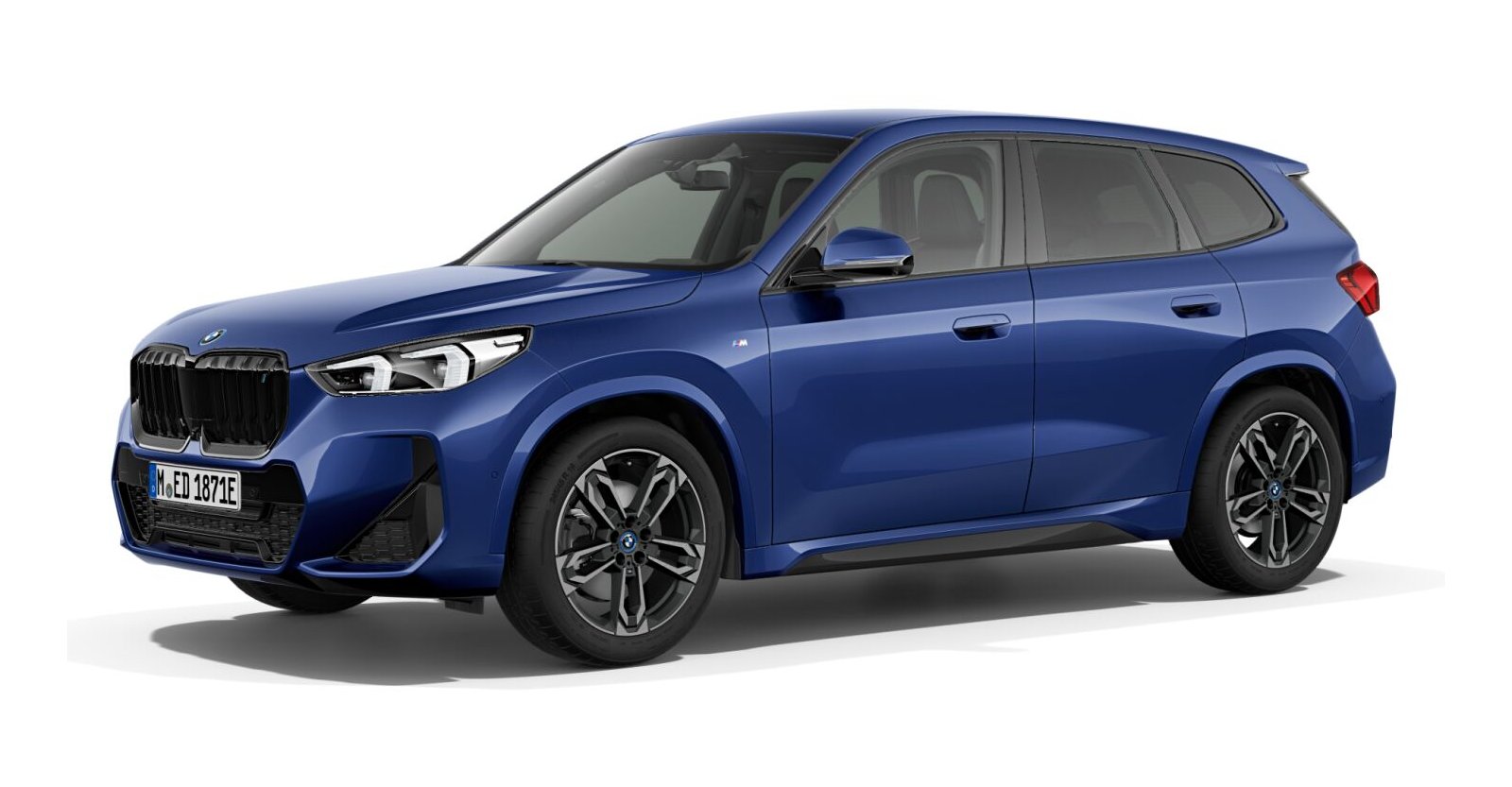 BMW iX1 xDrive30 in Blau von vorne BMW iX1 xDrive30 in Blau von vorne
