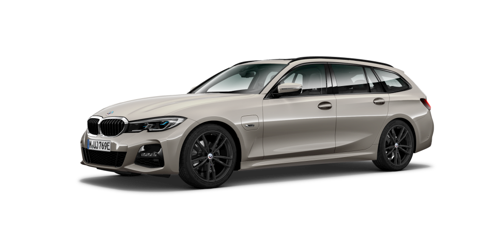 BMW 330e xDrive Touring in Grau von vorne