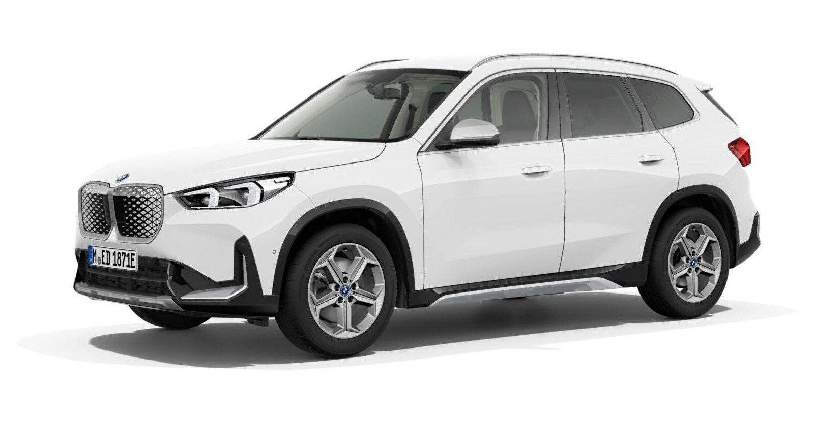 BMW iX1 eDrive20 in Weiß von vorne BMW iX1 eDrive20 in Weiß von vorne
