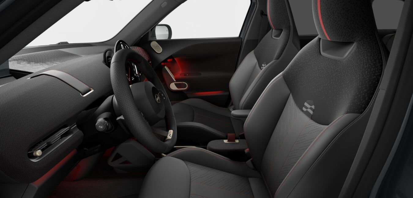 MINI MINI Aceman im Innenraum seitlich MINI MINI Aceman im Innenraum seitlich