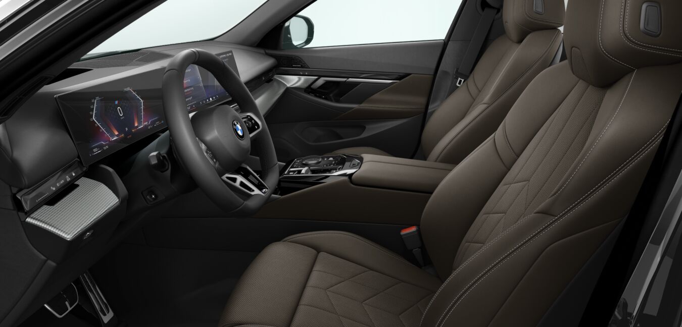 BMW BMW 5er im Innenraum seitlich BMW BMW 5er im Innenraum seitlich