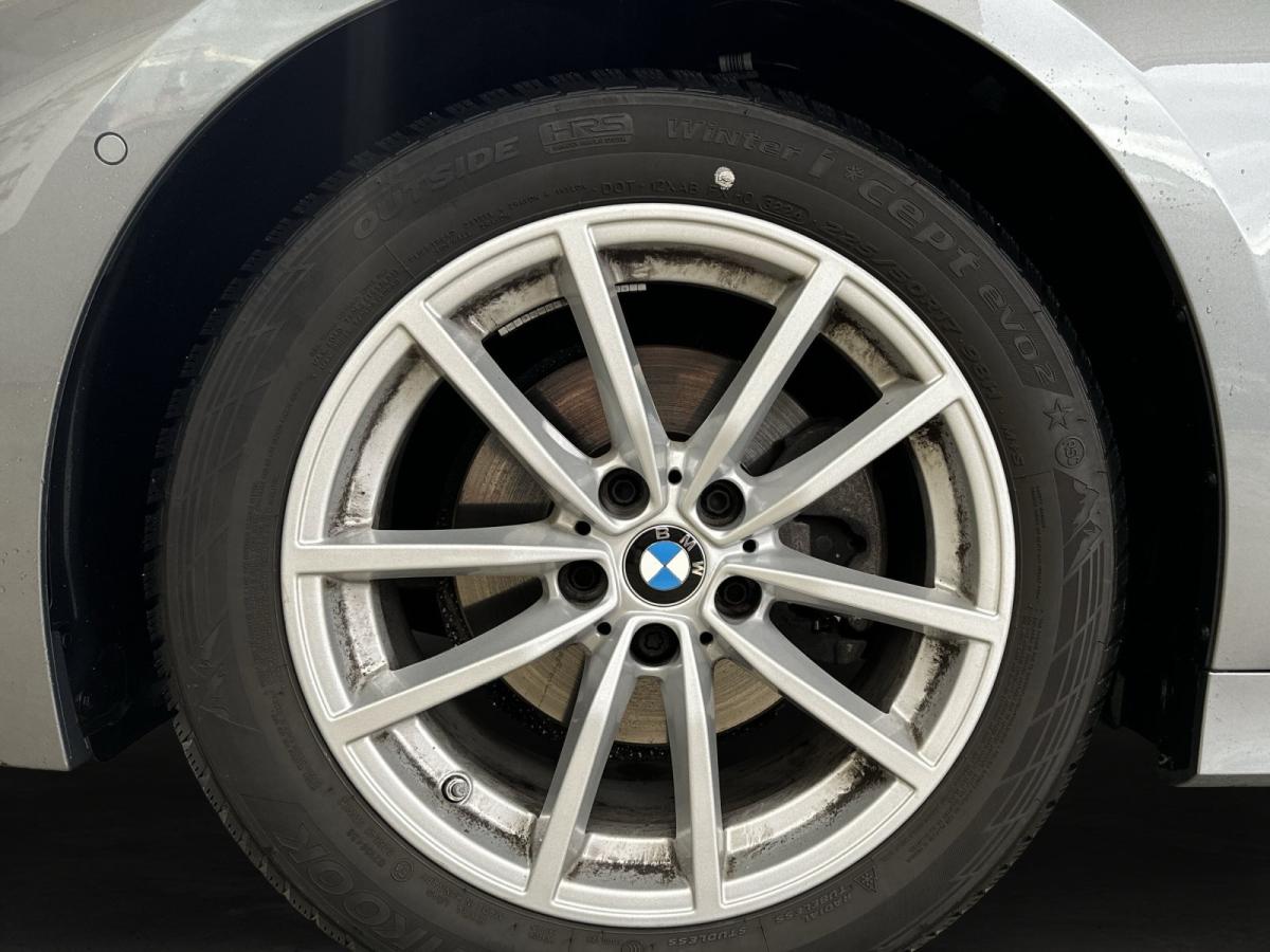 Originalaufnahme des Fahrzeugs Originalaufnahme des Fahrzeugs