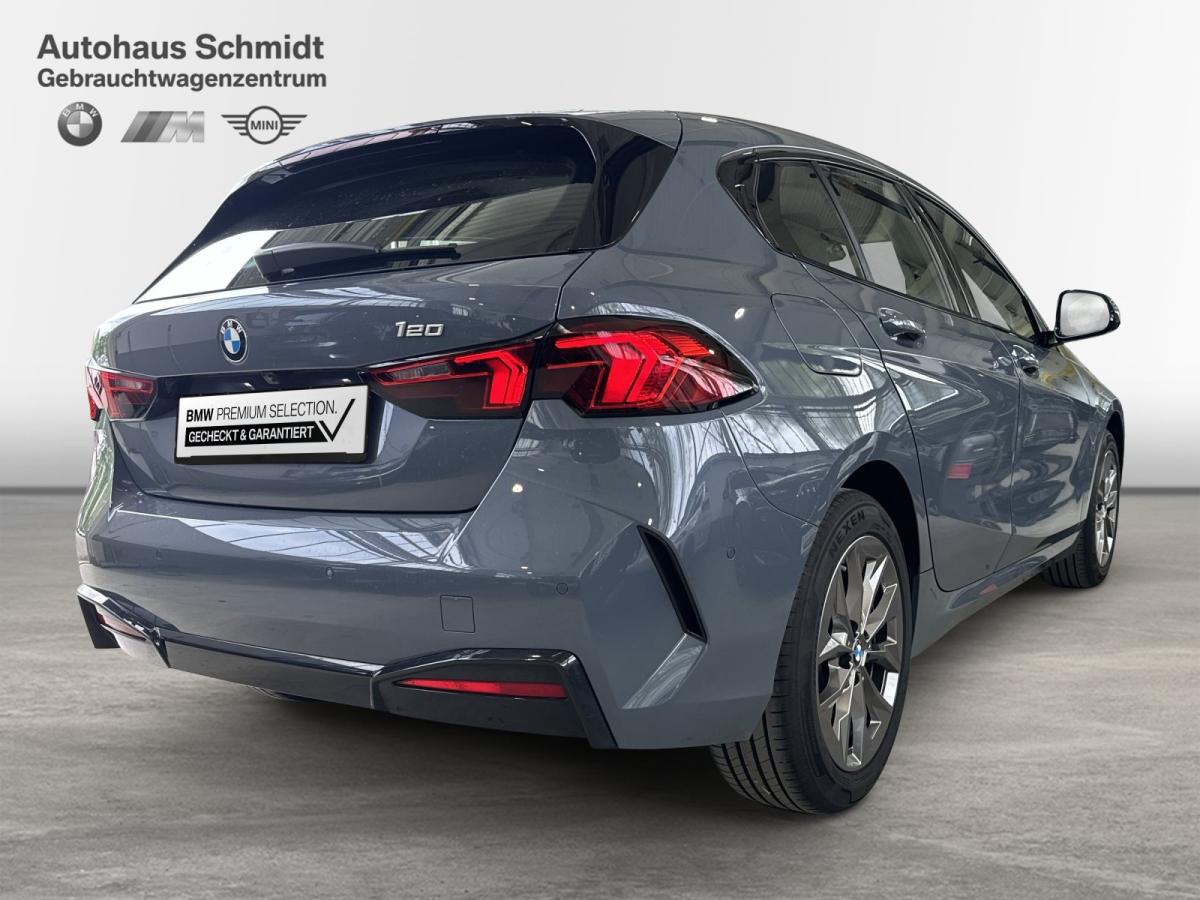 Originalaufnahme des Fahrzeugs Originalaufnahme des Fahrzeugs