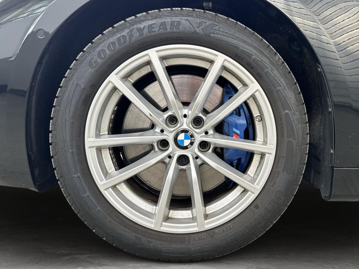 Originalaufnahme des Fahrzeugs Originalaufnahme des Fahrzeugs