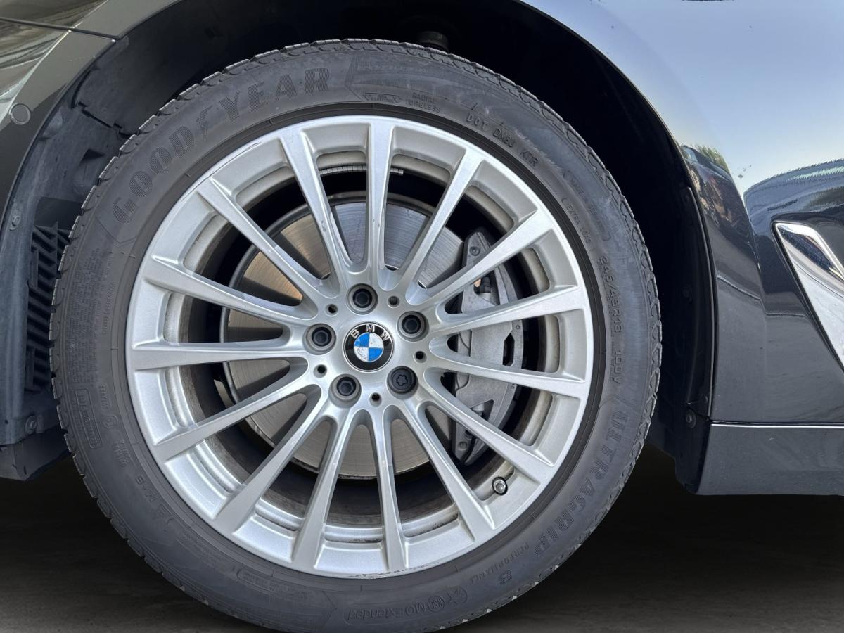Originalaufnahme des Fahrzeugs Originalaufnahme des Fahrzeugs