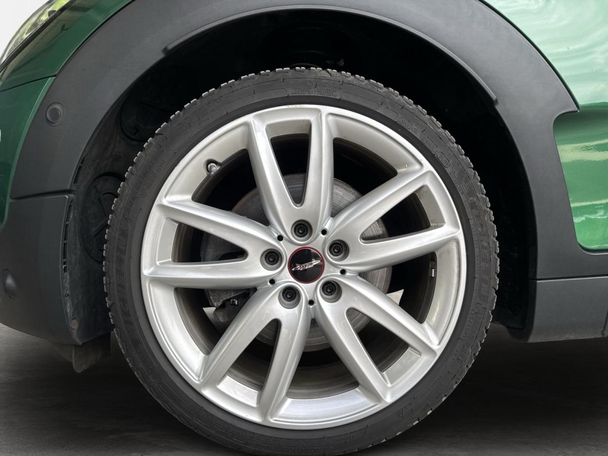 Originalaufnahme des Fahrzeugs Originalaufnahme des Fahrzeugs
