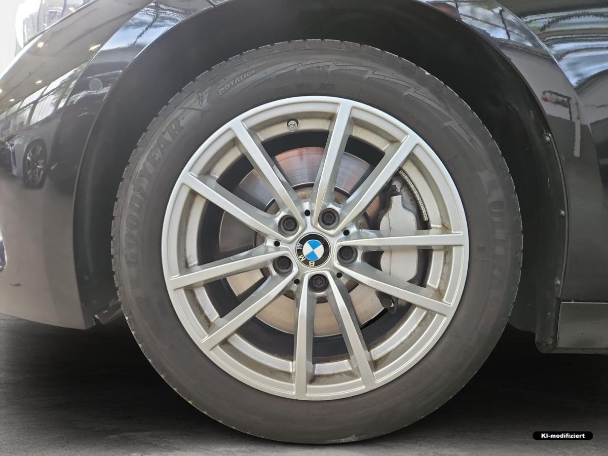 Originalaufnahme des Fahrzeugs Originalaufnahme des Fahrzeugs