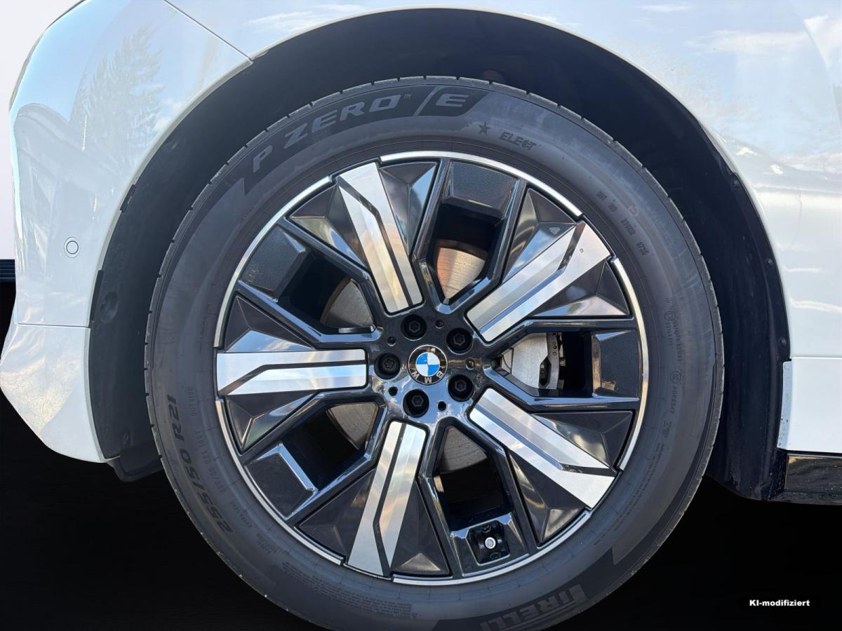 Originalaufnahme des Fahrzeugs Originalaufnahme des Fahrzeugs