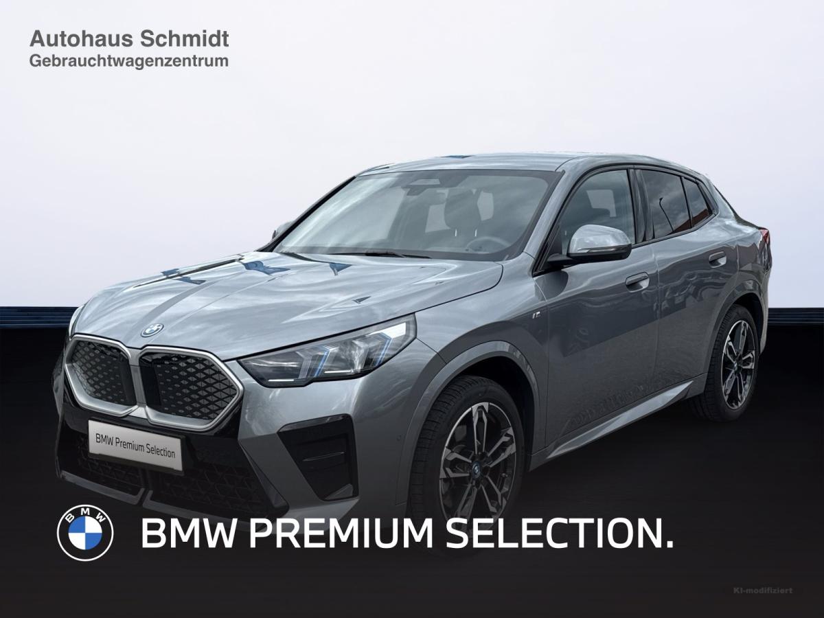 BMW iX2 xDrive30 Originalaufnahme BMW iX2 xDrive30 Originalaufnahme
