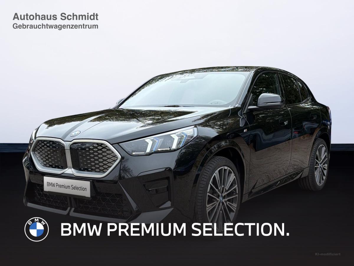 BMW iX2 xDrive30 Originalaufnahme