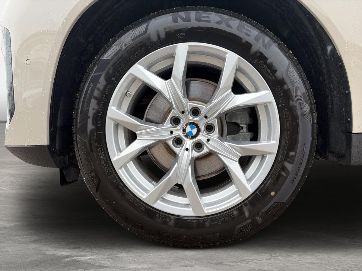 Originalaufnahme des Fahrzeugs Originalaufnahme des Fahrzeugs