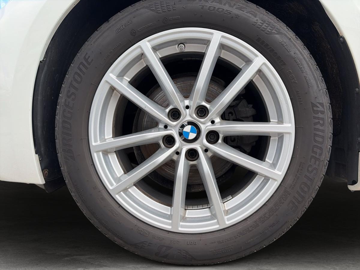 Originalaufnahme des Fahrzeugs Originalaufnahme des Fahrzeugs