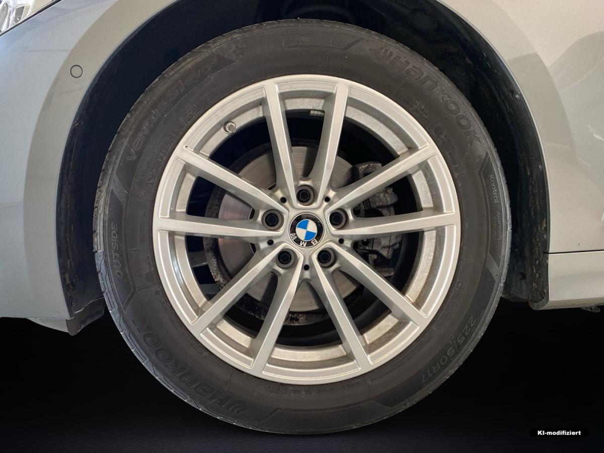 Originalaufnahme des Fahrzeugs Originalaufnahme des Fahrzeugs
