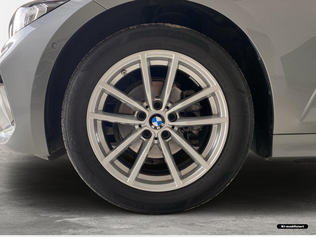 Originalaufnahme des Fahrzeugs Originalaufnahme des Fahrzeugs