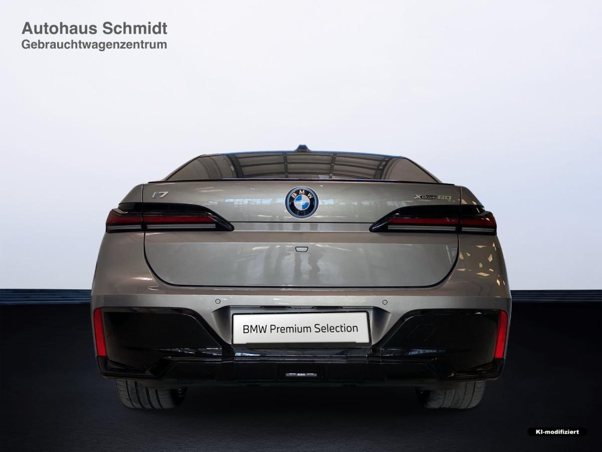 Originalaufnahme des Fahrzeugs